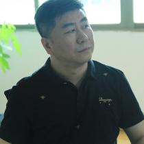 華南辦事處秘書長(zhǎng)—許人元